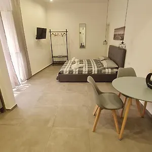 Sweet Airport 2.0 Apartmán Katánie