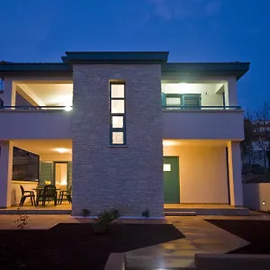 And Dama Apartmán Pula